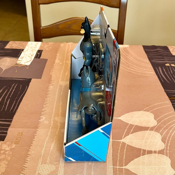 Fisher-Price DC League of Superpets Batman & Ace Playset - Picture 3 of 12